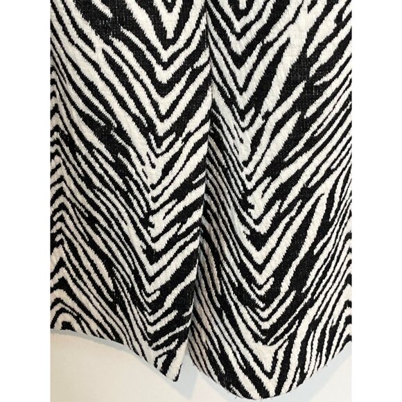 Ann Taylor Zebra Print Sheath Dress Petite 2P Black White Sleeveless Work - Picture 12 of 12